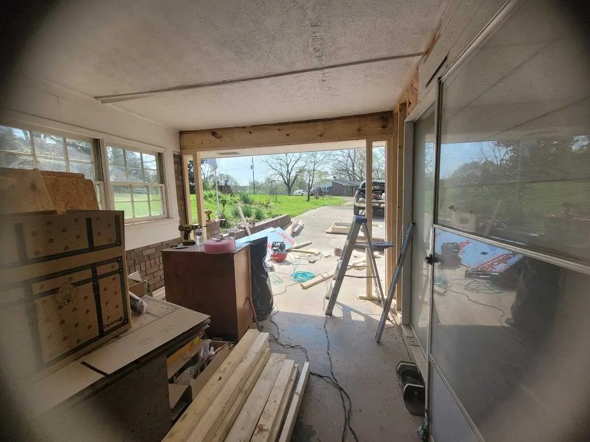 Air movers and dehumidifier for Water Mitigation Services in Powder Springs